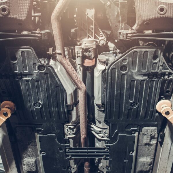 Konserwacja podwozia: jak zabezpieczyć swój samochód?