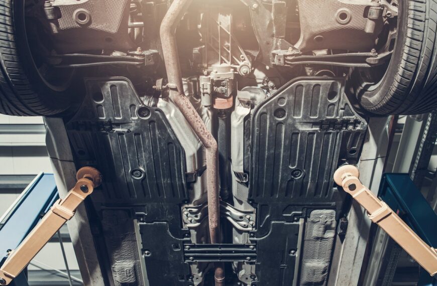 Konserwacja podwozia: jak zabezpieczyć swój samochód?
